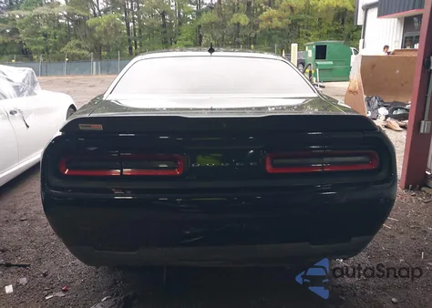 2015 Dodge Challenger R/T Scat Pack z USA, uszkodzony, nr VIN 2C3CDZFJ9FH769692